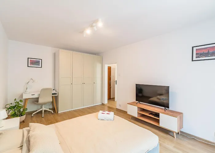 Czyzyny - Terrace By Rentujemy Lägenhet